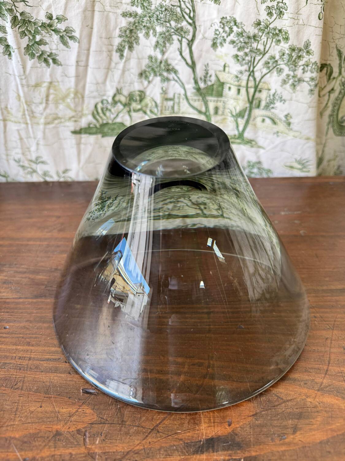 Large asymmetrical bowl designed by Per Lütken for Holmegaard