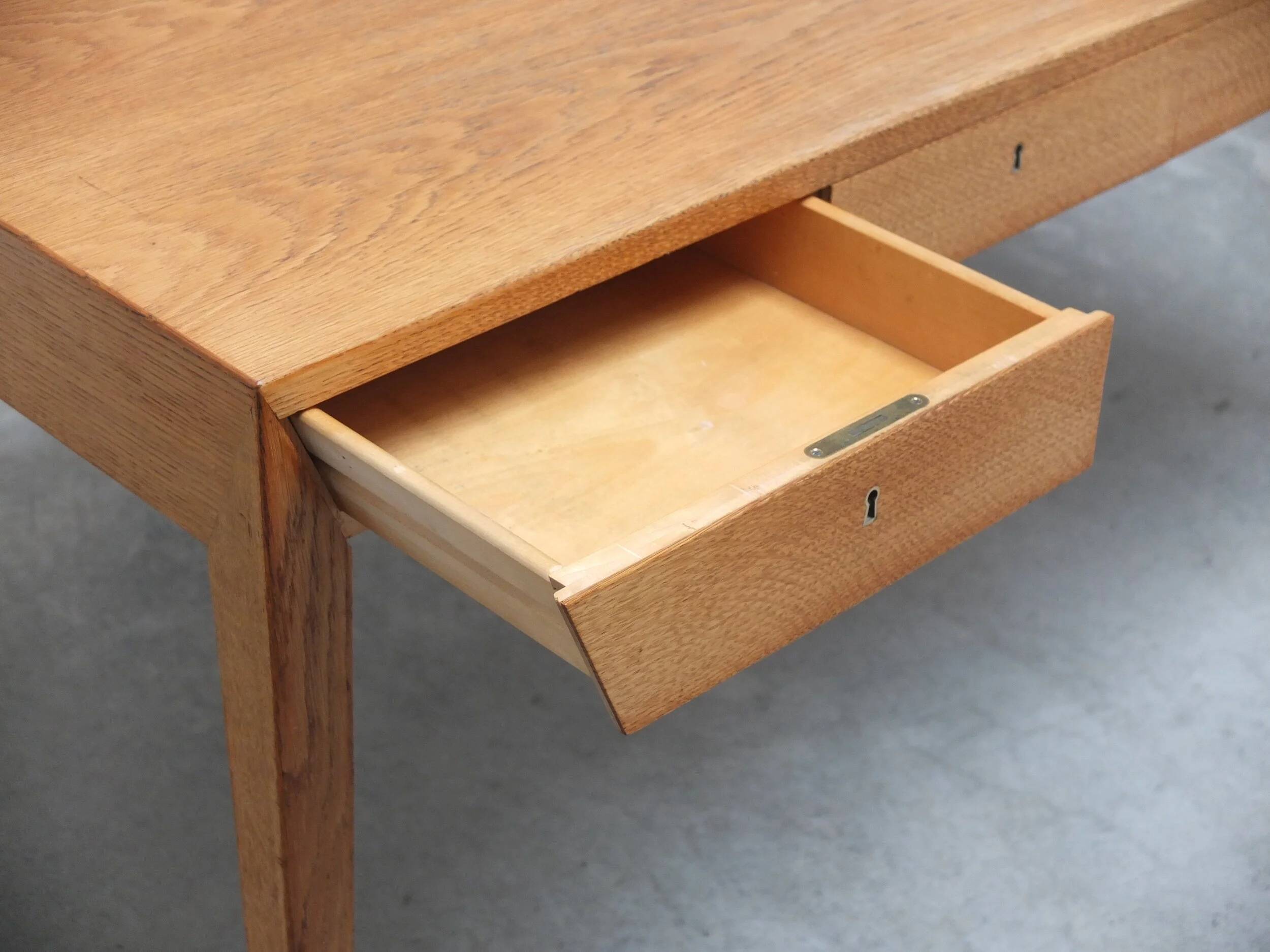 Freestanding 'Model 36' desk in oak by Severin Hansen for Haslev, 1958