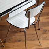 Table with extensions and chairs in formica 1950s