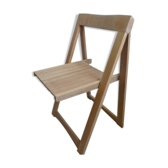 Folding chair 60