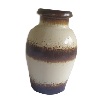 Ceramic vase