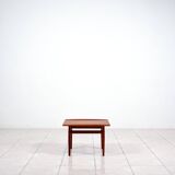 „Surfboard“ teak coffee table by Grete Jalk for Glostrup