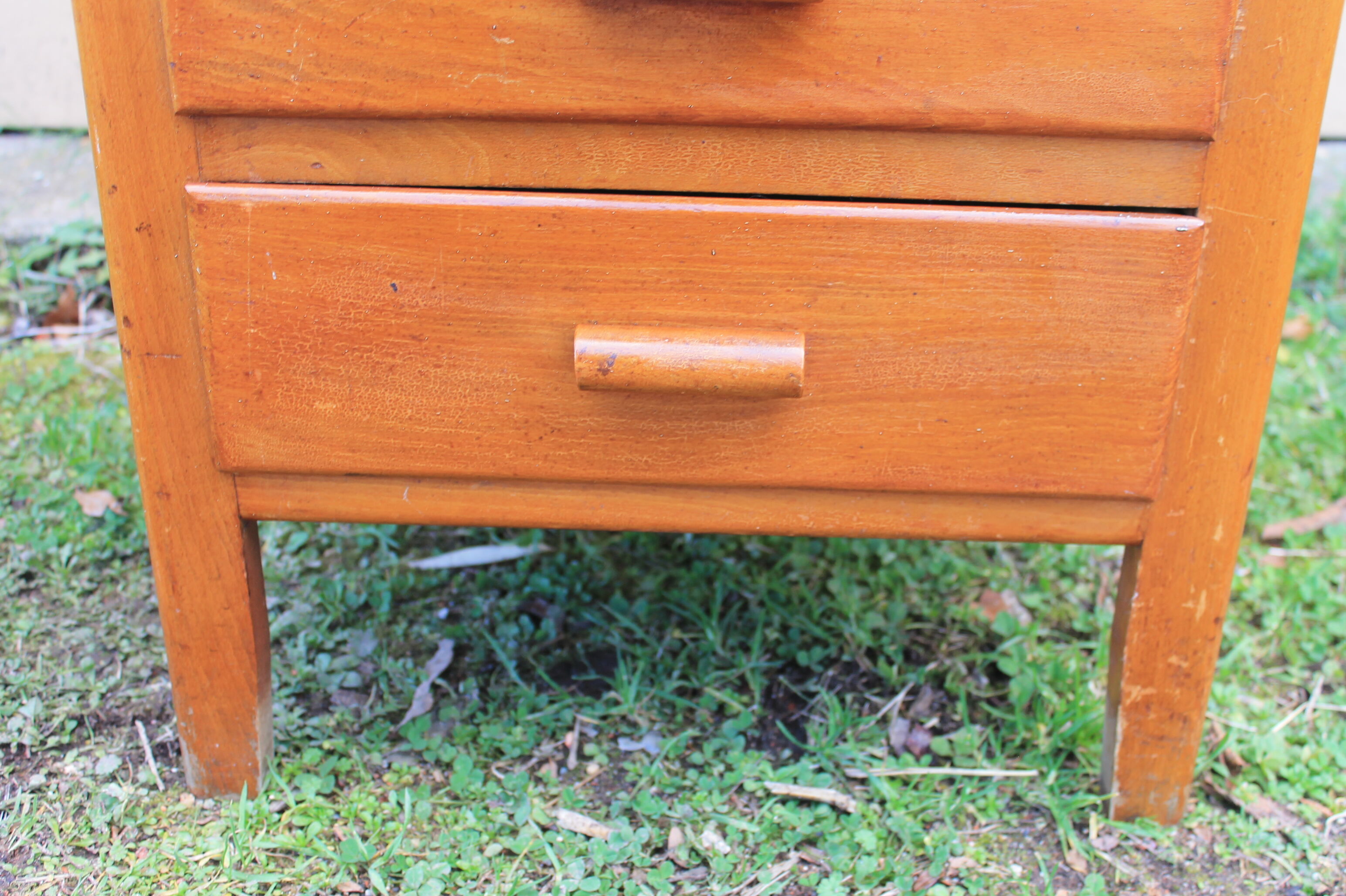 Furniture with drawer, rag