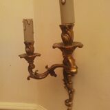 Gilded bronze wall lamp in the Louis XV style