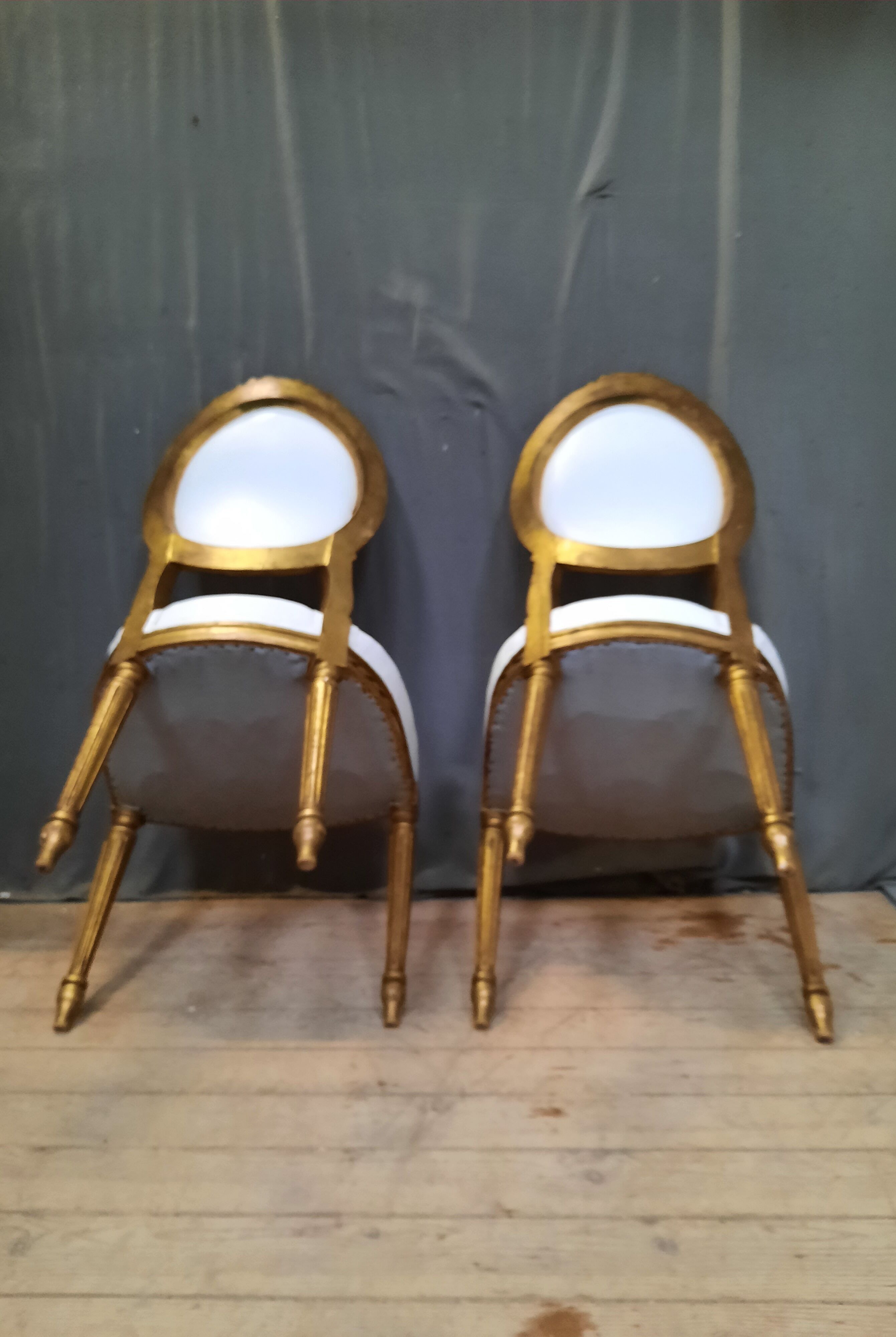 Louis XVI living room in gilded wood
