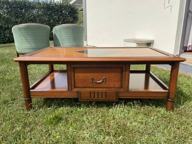 Table basse tiroir et allonges