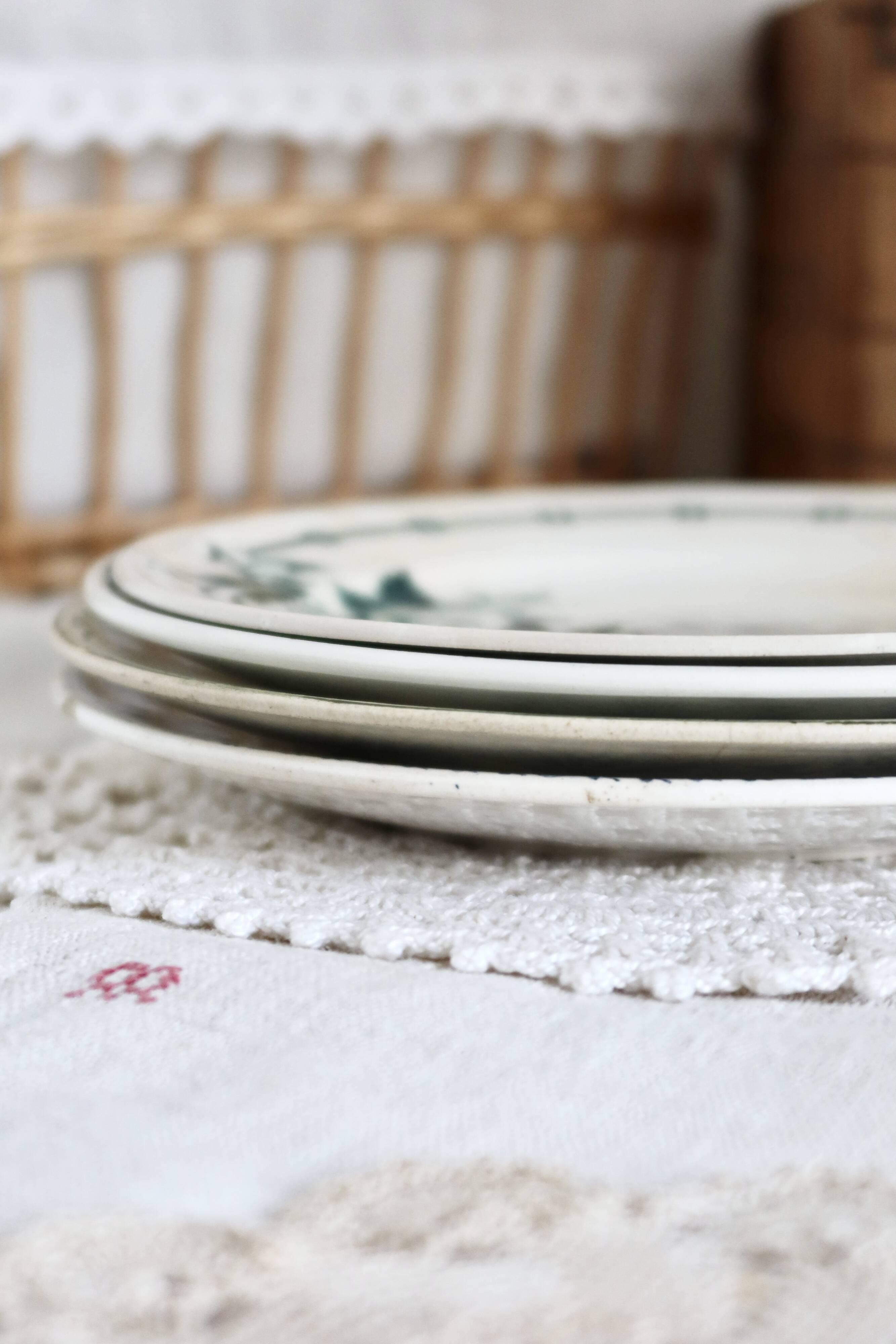 4 mismatched white and green ironstone dessert plates Arabesque set