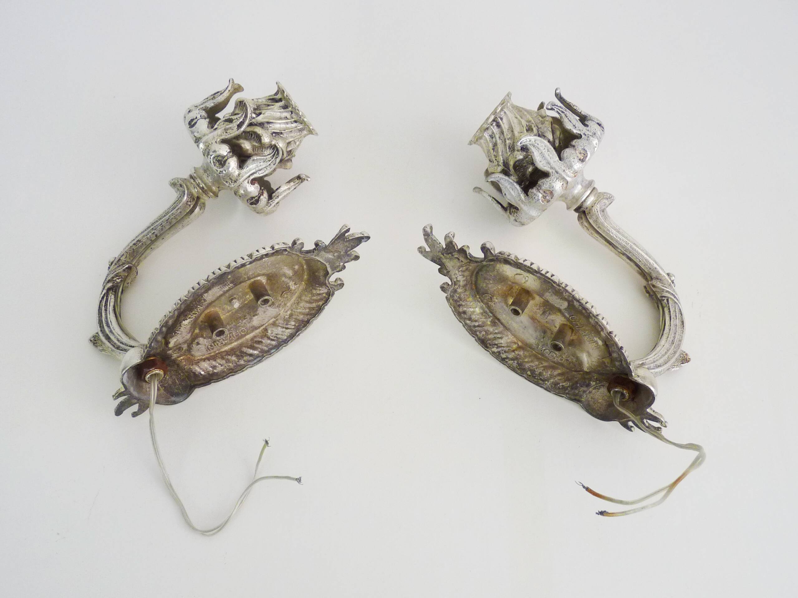 Pair of Art Deco wall lights from the 1940s designed by Bruno Chiarini