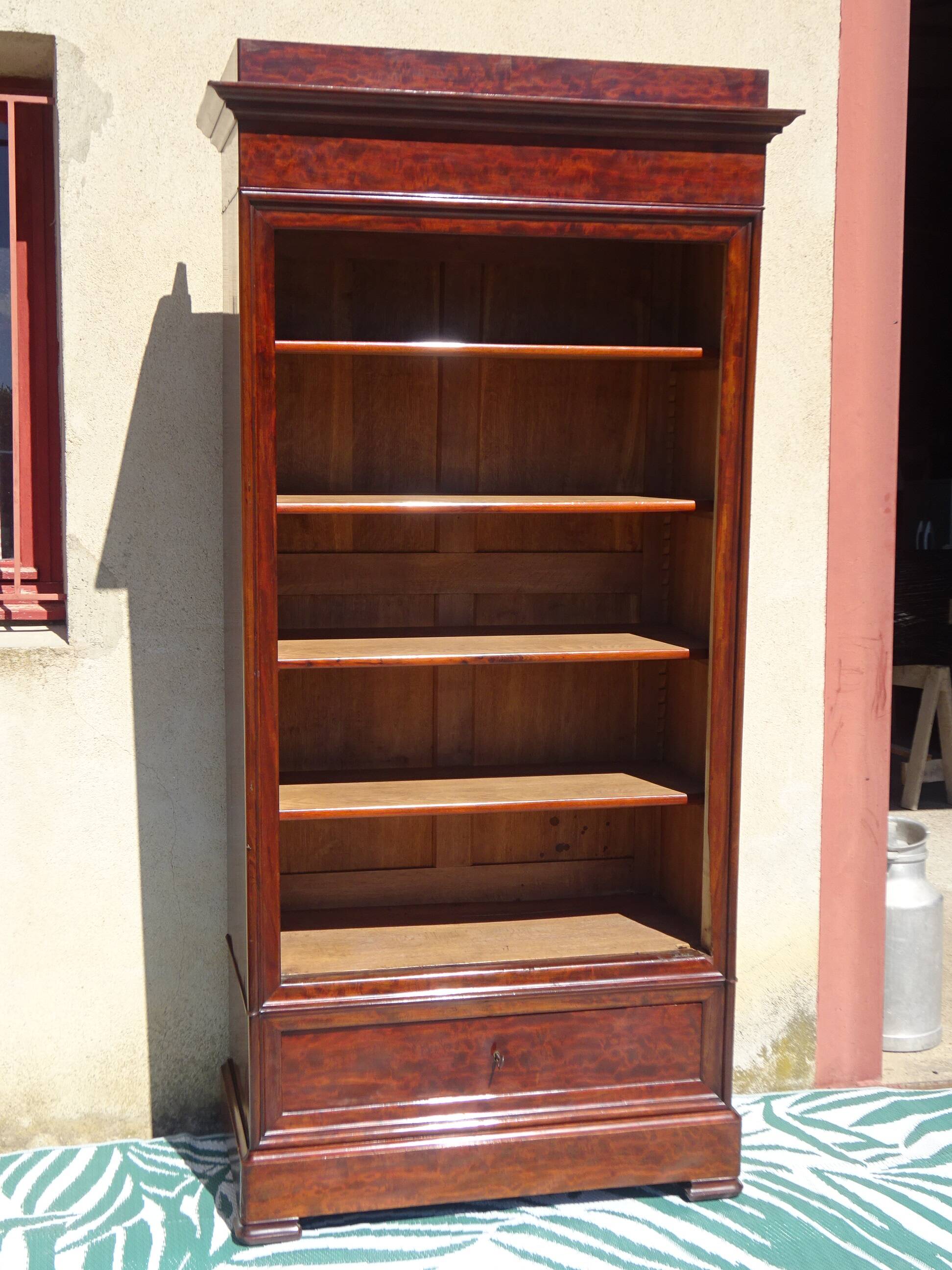 Mahogany bookcase