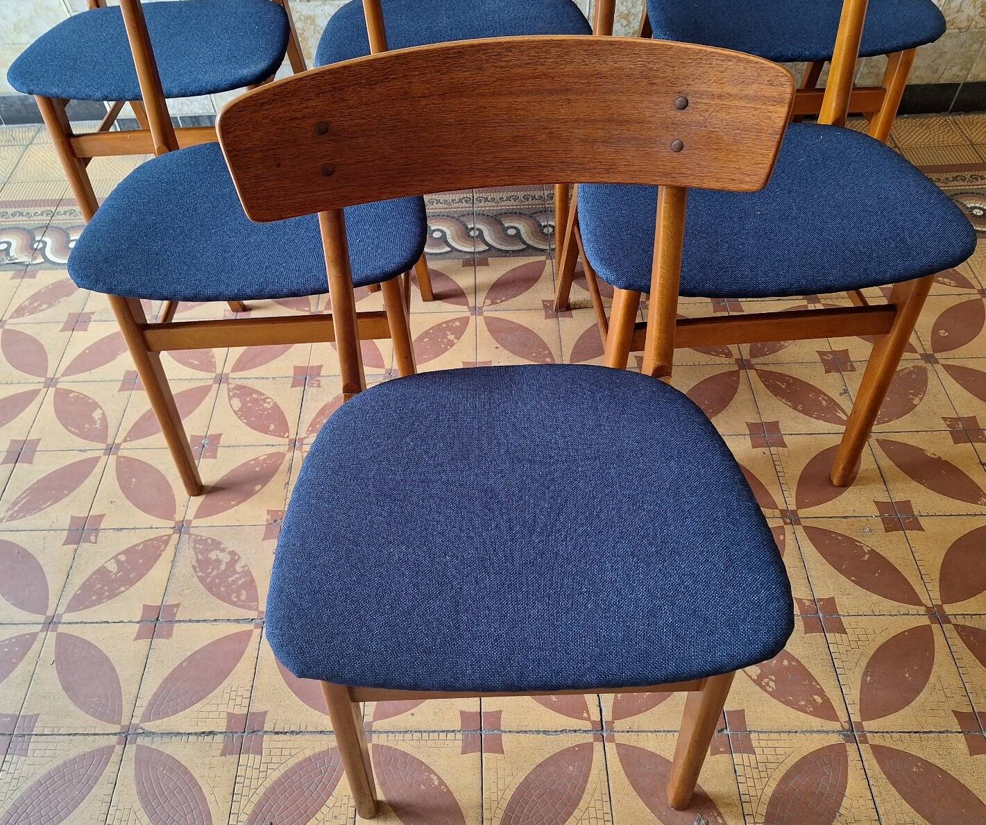 Mid century set of 6 teak dining chairs by Farstrup, Denmark 1960s