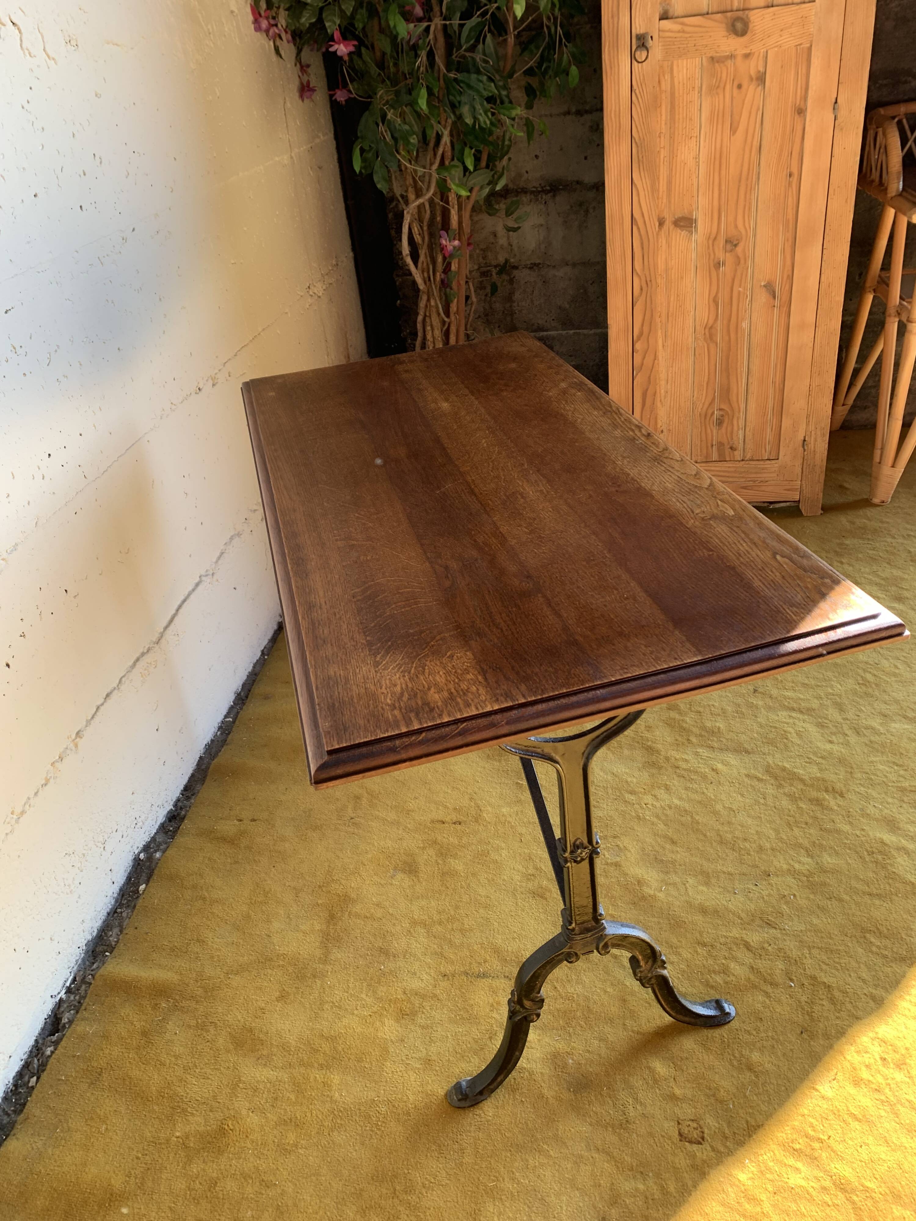 Bistro table for 4 people