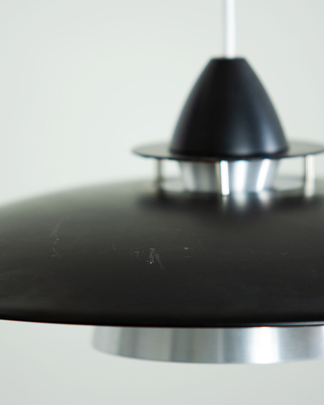 Black scandinavian pendant lamp