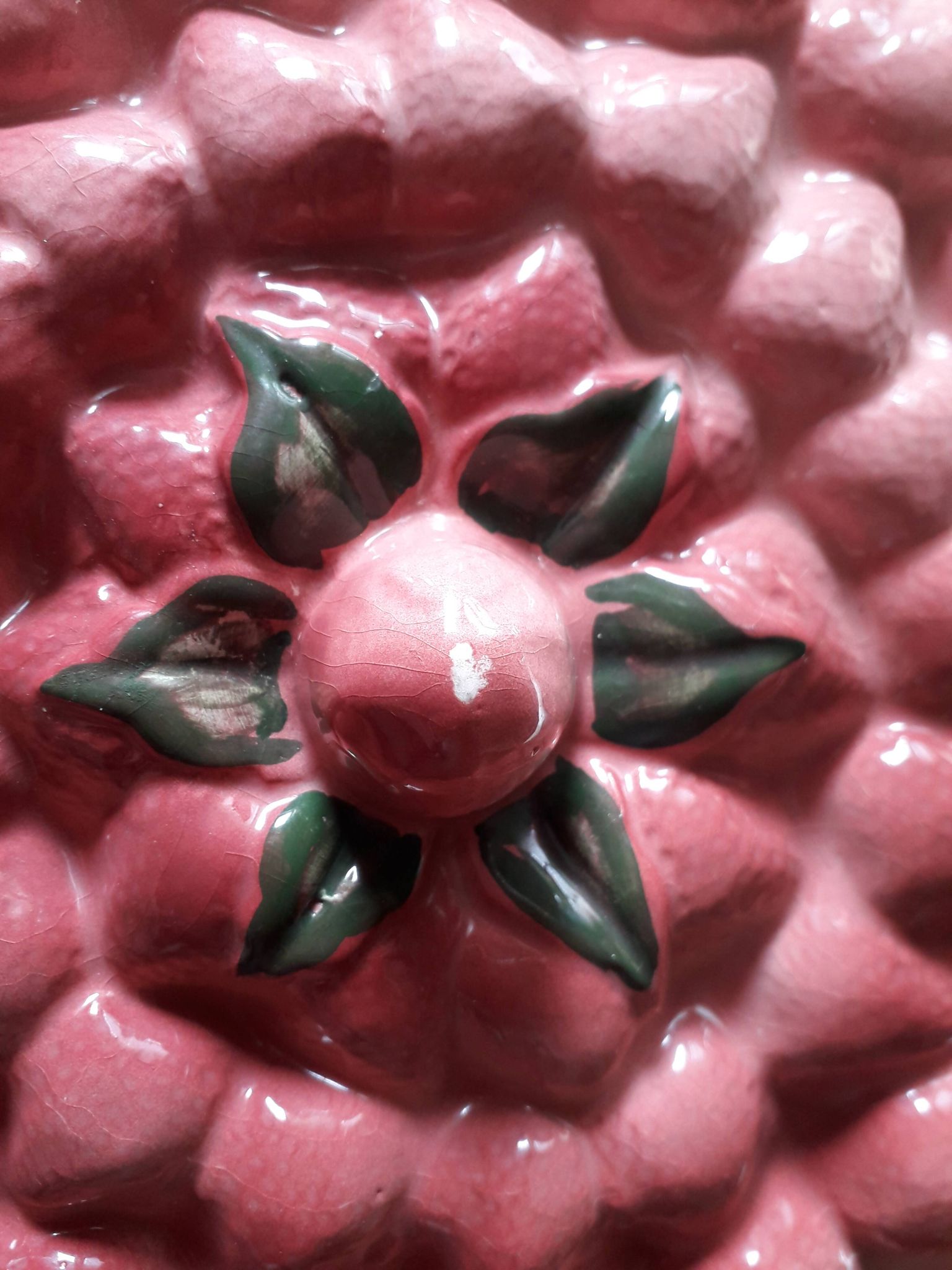 Vintage dessert plate in glazed ceramic with strawberry design, 1950s-1970s.