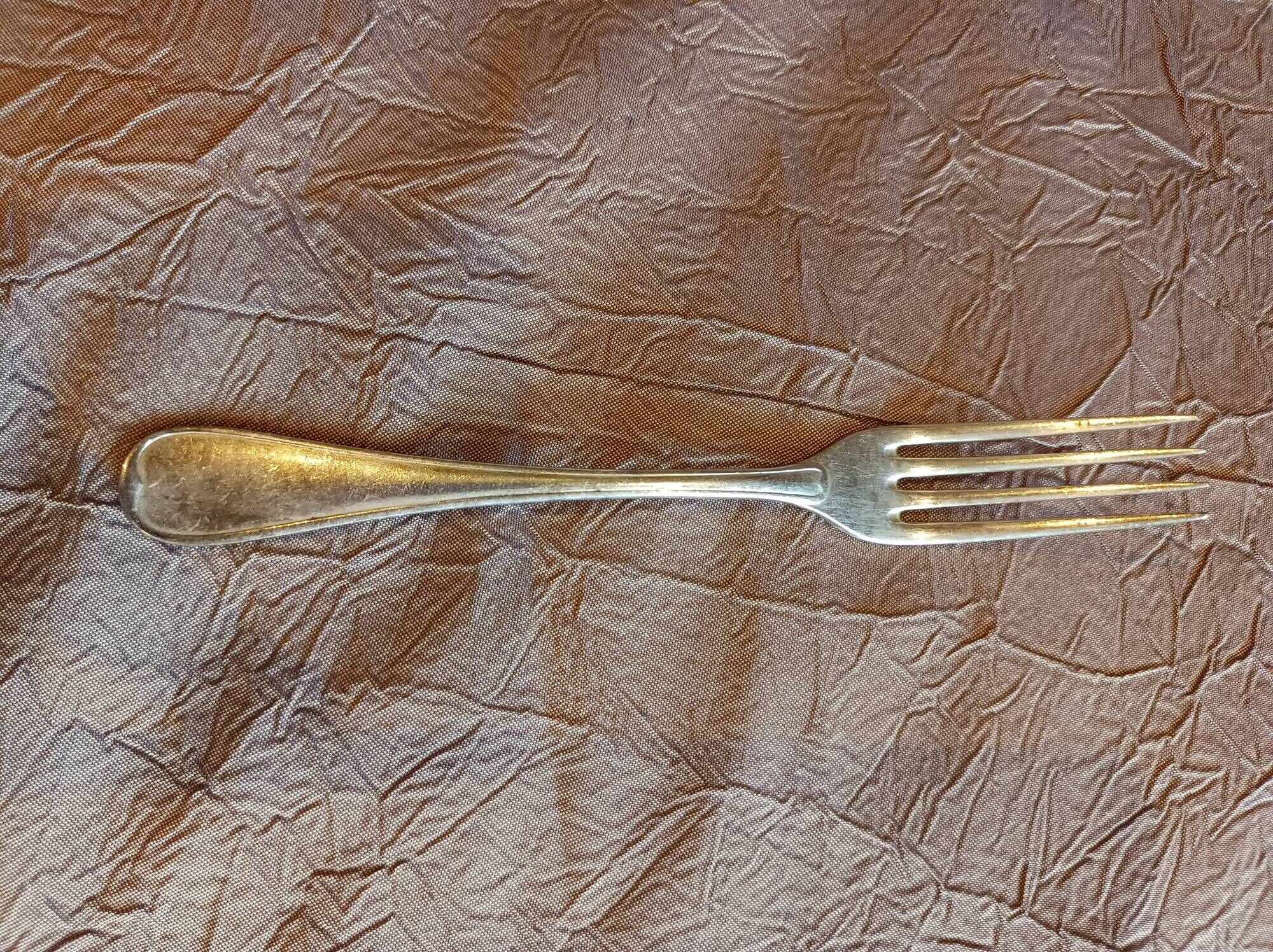5 silver forks