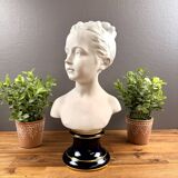 Biscuit bust of Limoges – young woman