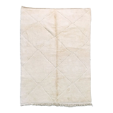 Tapis berbère marocain beni ouarain écru uni à losanges gravés 302x212cm