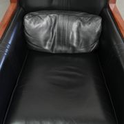 Fauteuil en cuir de vache au design Art Déco avec un look intemporel