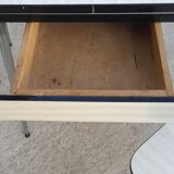 Table and 4 chairs in white formica