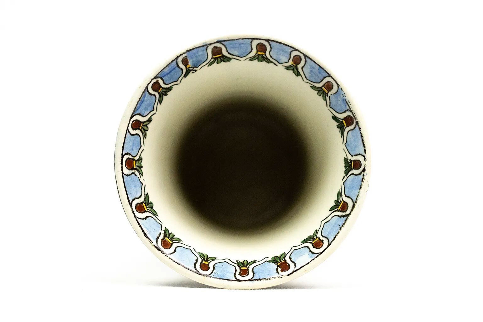 Cornet vase in fine earthenware from Gien, Renaissance decoration — late 19th century