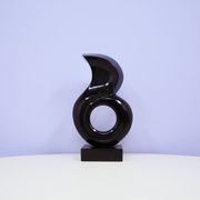 statue vintage en granit noir de Leonardo Nierman