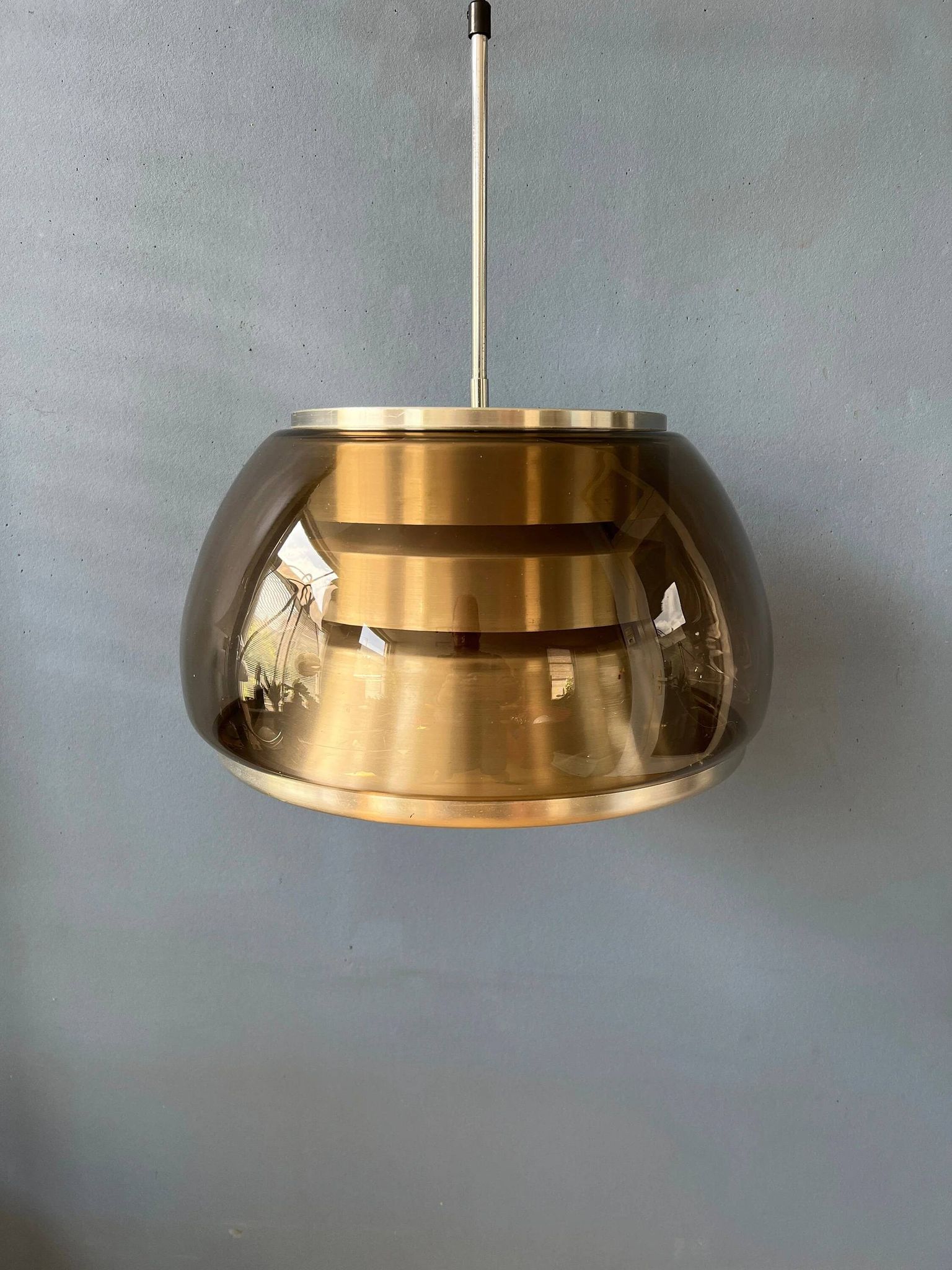 Suspension Space Age vintage 1970s in smoked glass