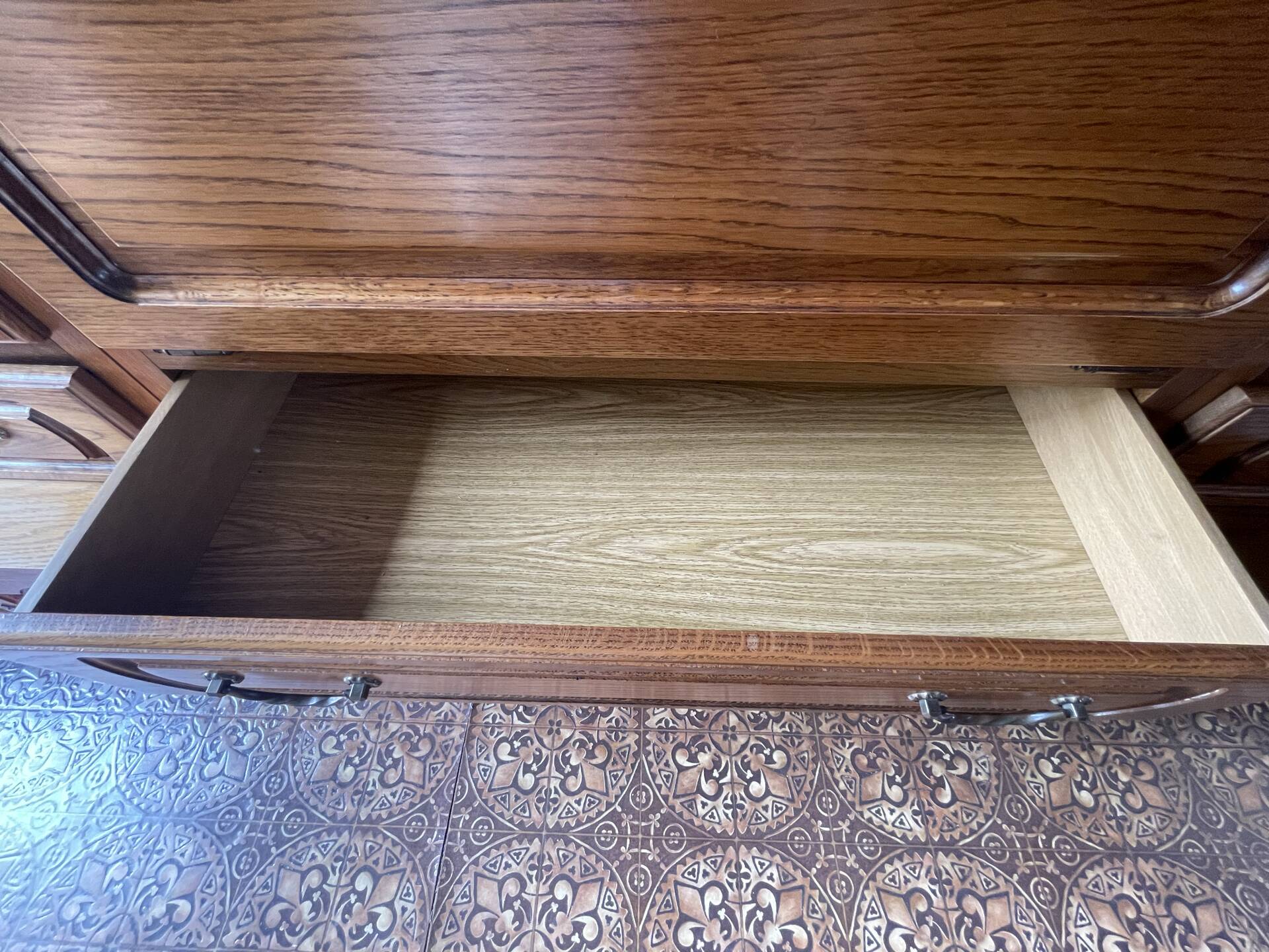 Vintage oak modular wall unit – 3 pieces with display cabinet