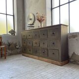 Green patina workshop furniture