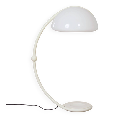 Serpente floor lamp by Elio Martinelli for Martinelli Luce, 1970s in white.