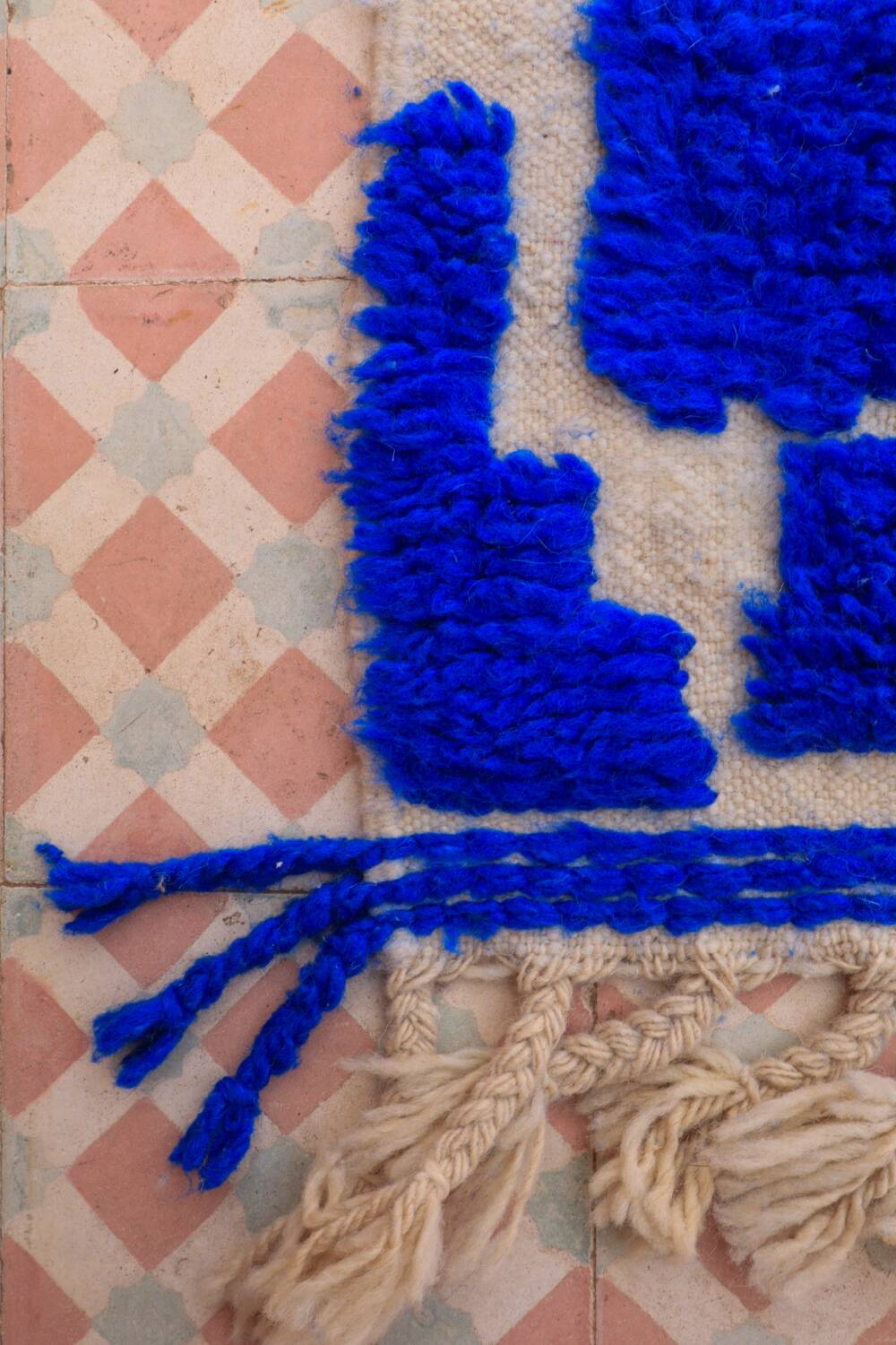Moroccan Berber Klein blue hallway rug with reliefs
