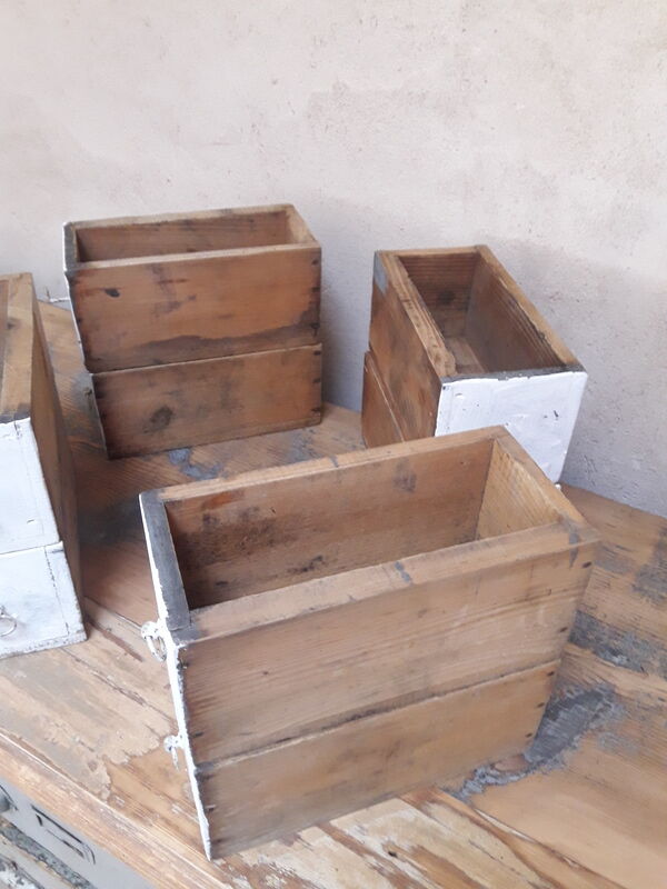 Lot de 8 tiroirs d'atelier avec poignées en bronze