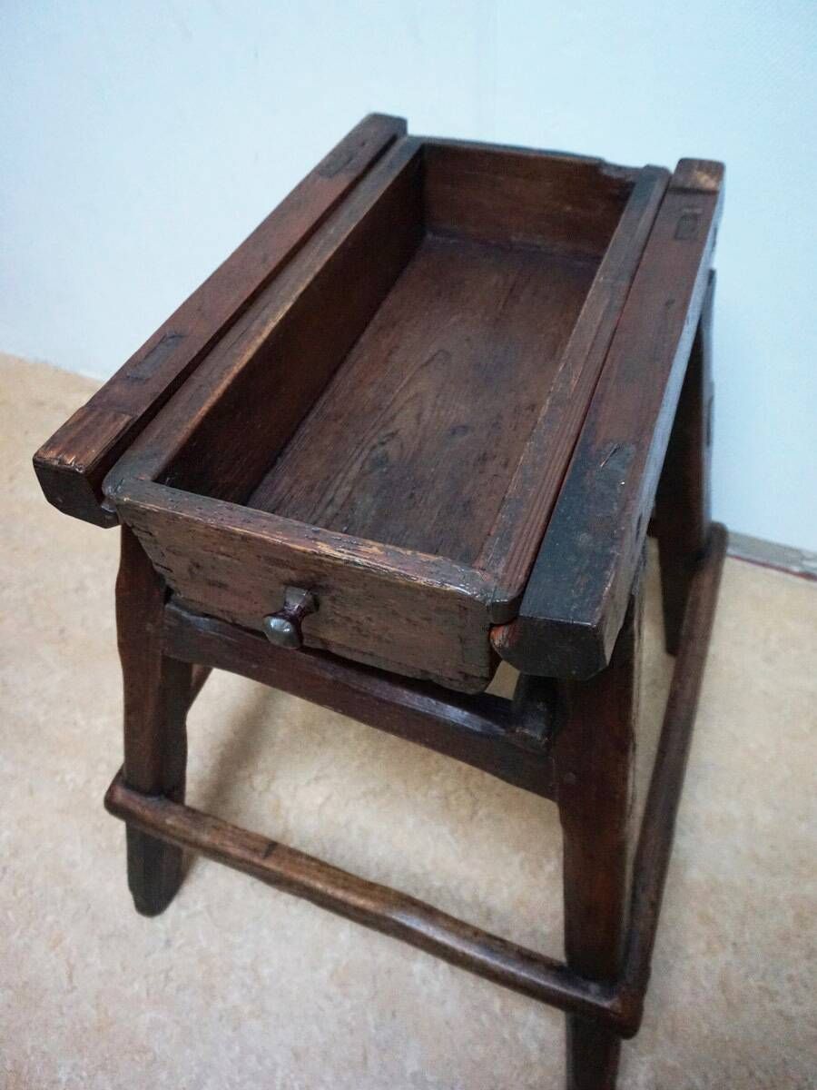 Small size Antique Bankers/ Rent or Merchant Table, late 18th C.