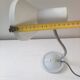 Lampe de bureau vintage en métal gris