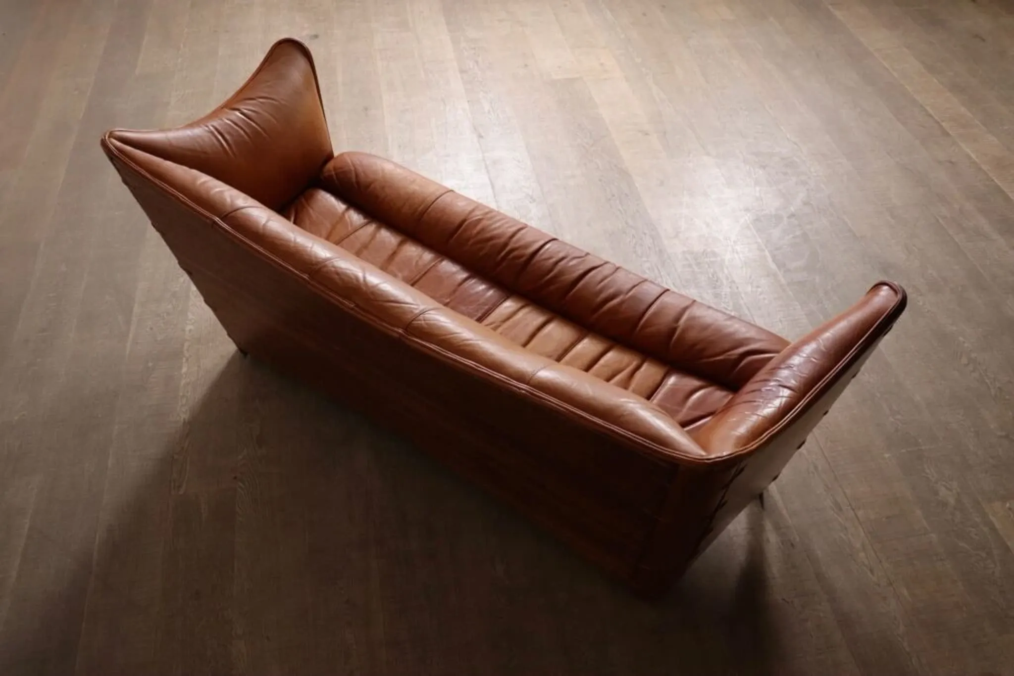 Mid-century sofa in cognac leather and wood by Pacific Green, Australia 1980s