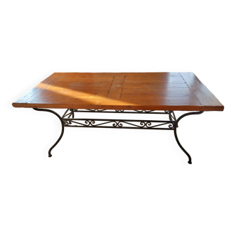 Table de salle à manger vintage 6/8 places, bois et fer forgé + 2 rallonges, belle qualité