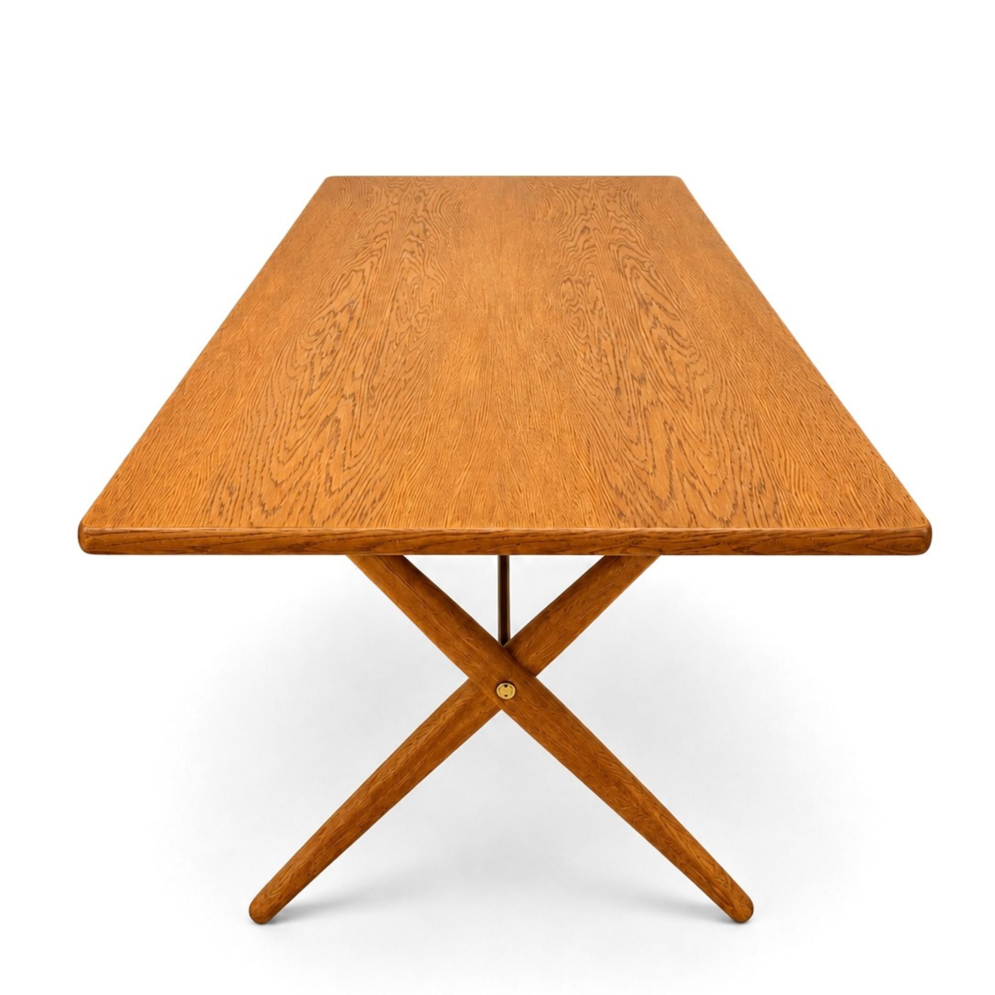 Table model AT-303 in oak by Hans J. Wegner