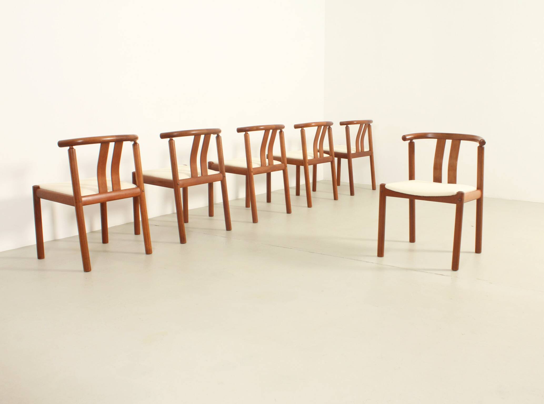 6 teak chairs by Hans J. Frydendal, Denmark 1970