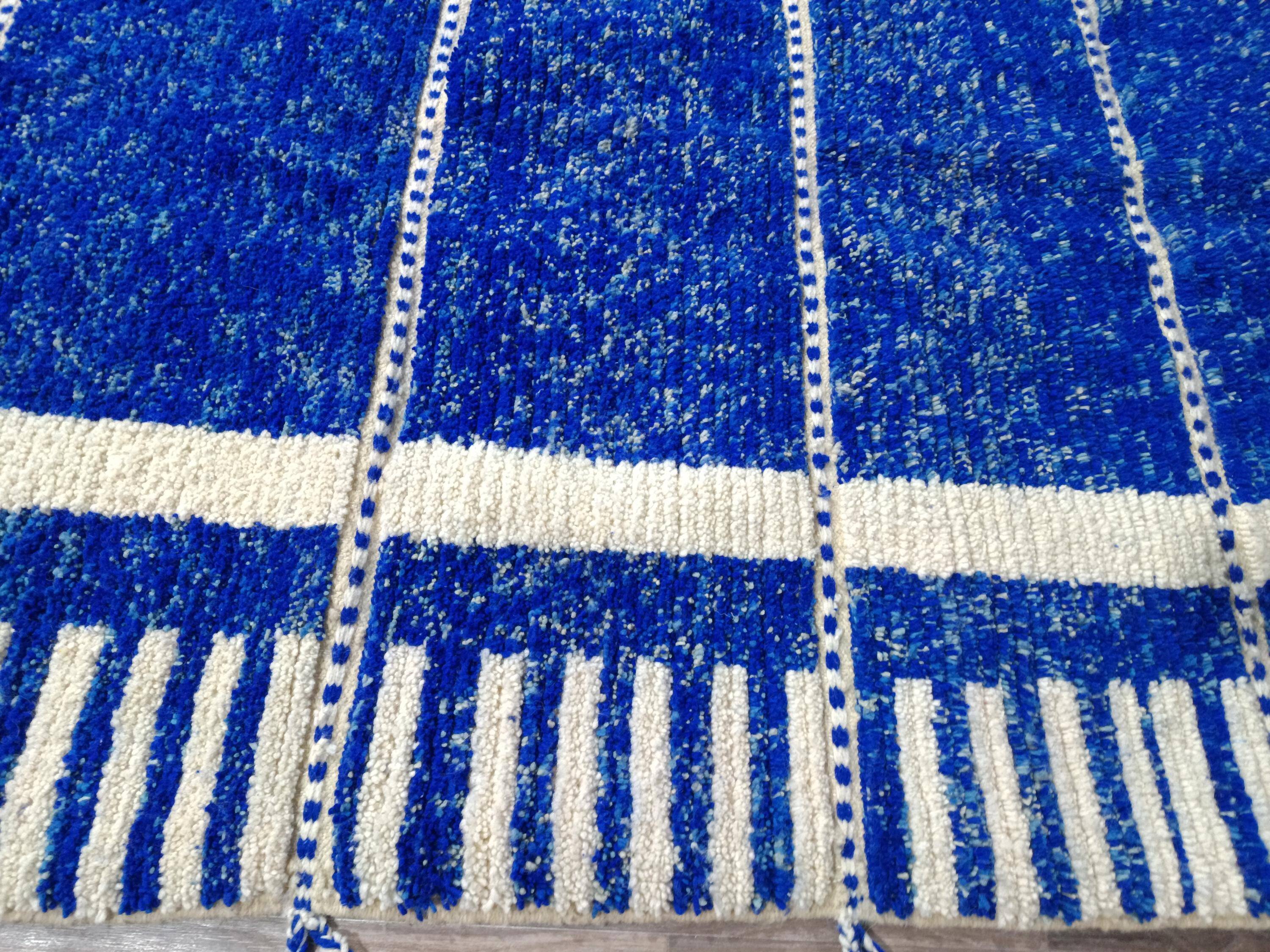 Traditional Berber rug 3 x 2 m