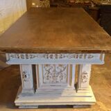 Skated Italian table