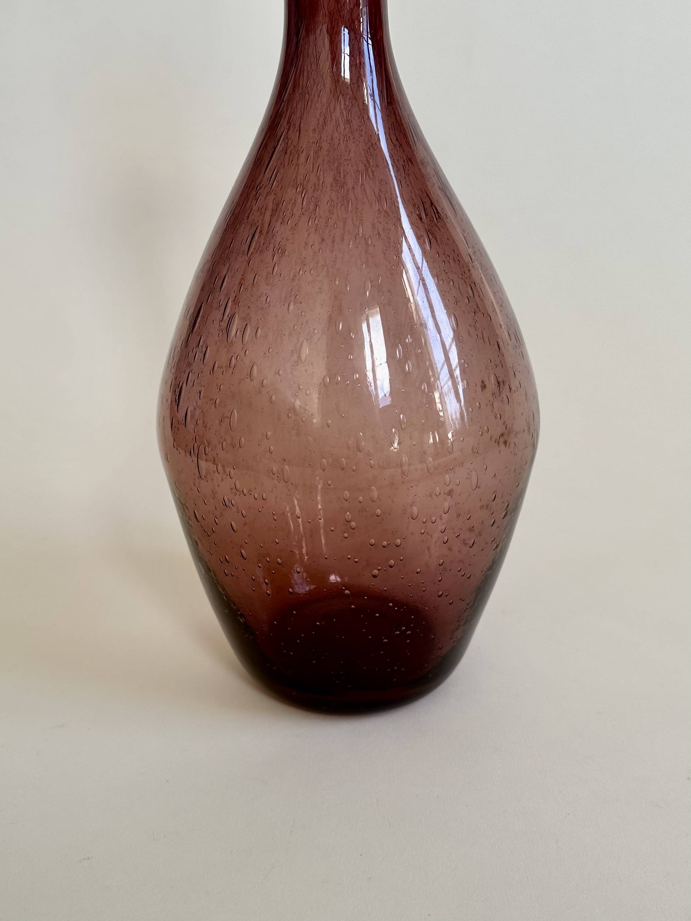 Bubble glass big carafe Biot 42 cm