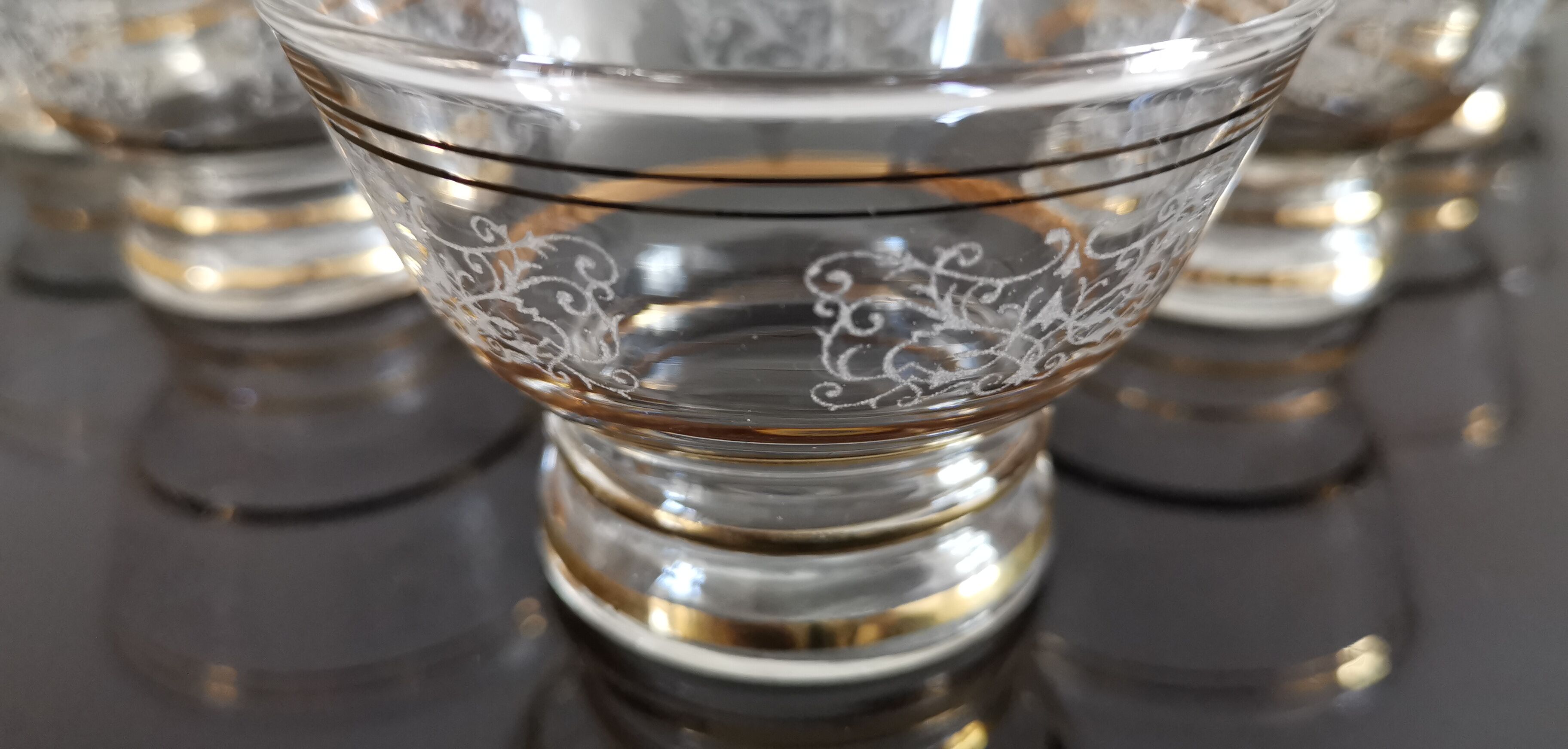 9 champagne glass cups 50s/60s