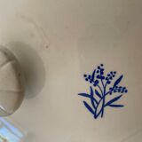 Tureen from the Gien factory model Noirmoutier