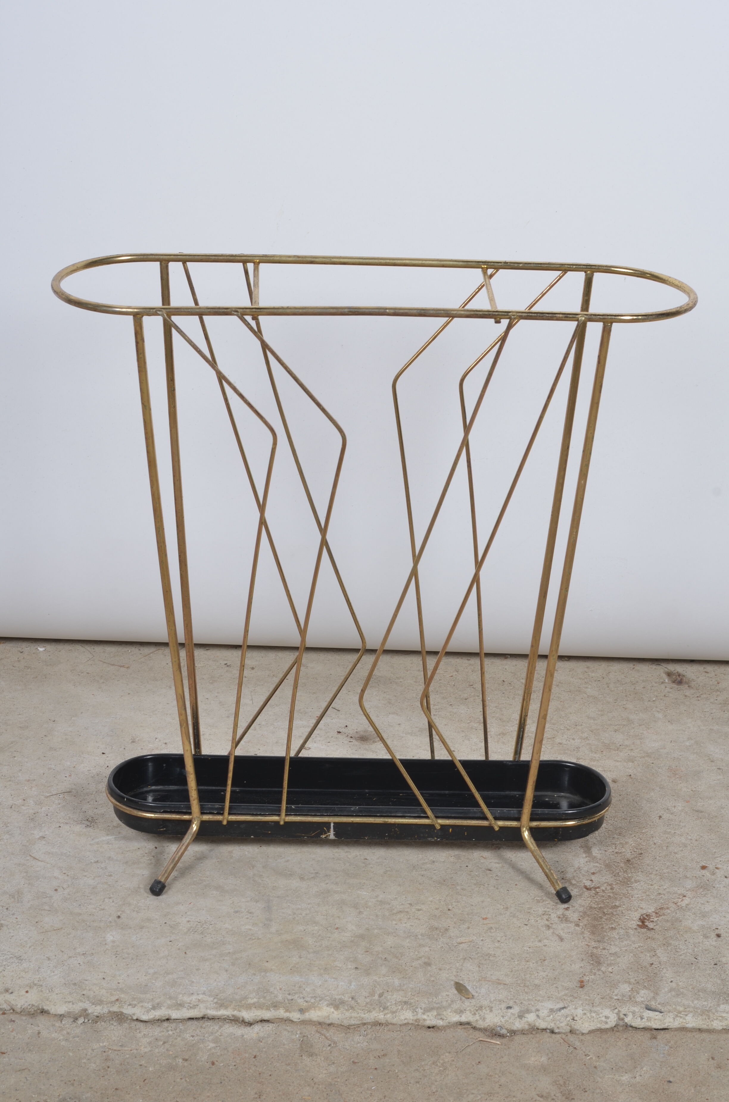 Golden metal umbrella door