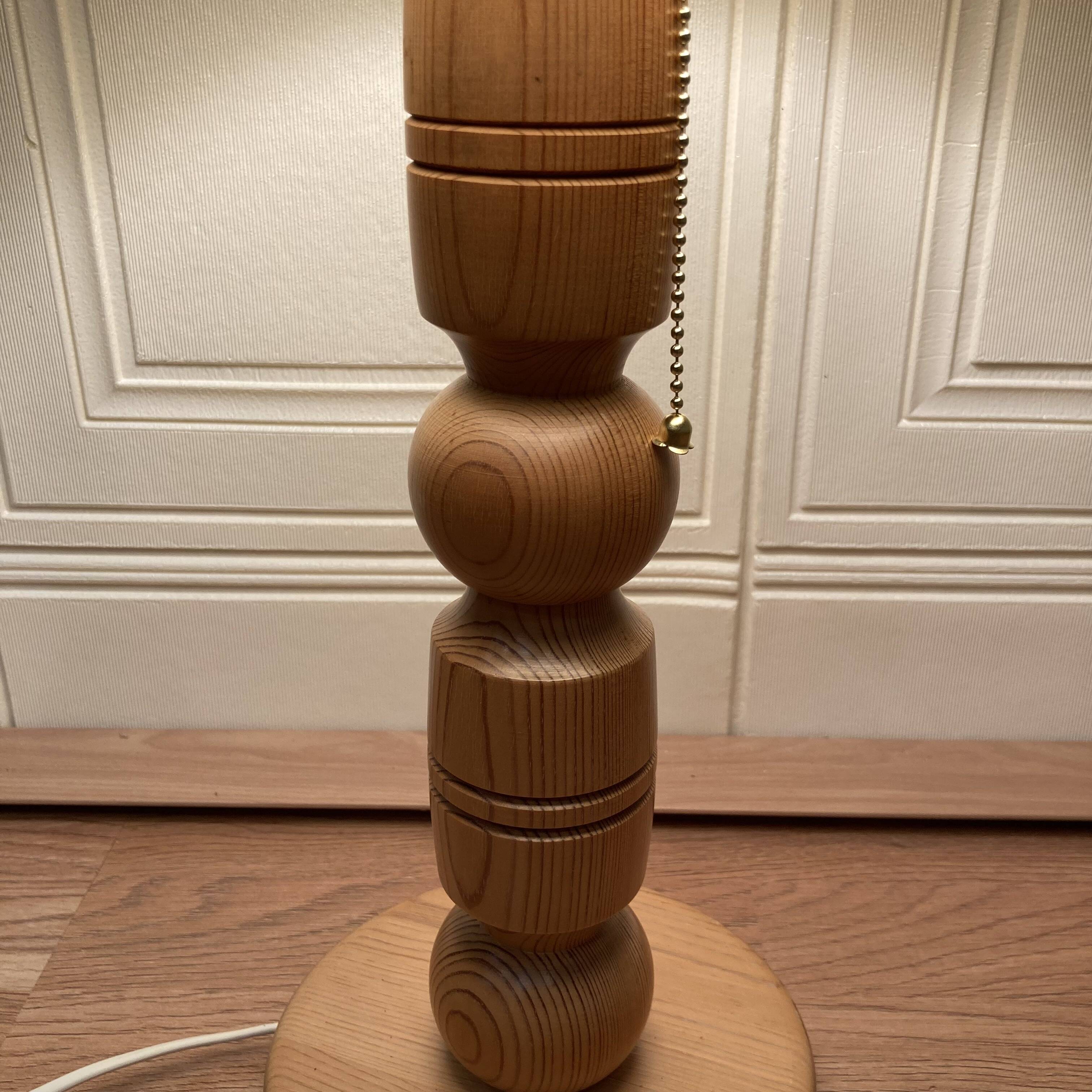 Lampe bois massif 1960 "design scandinave".