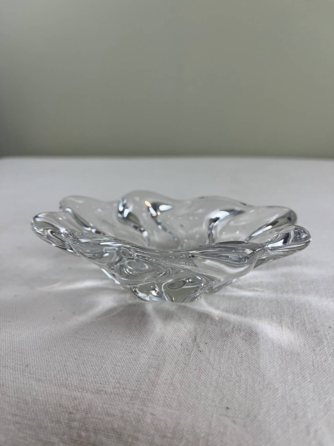 Wavy bowl Daum