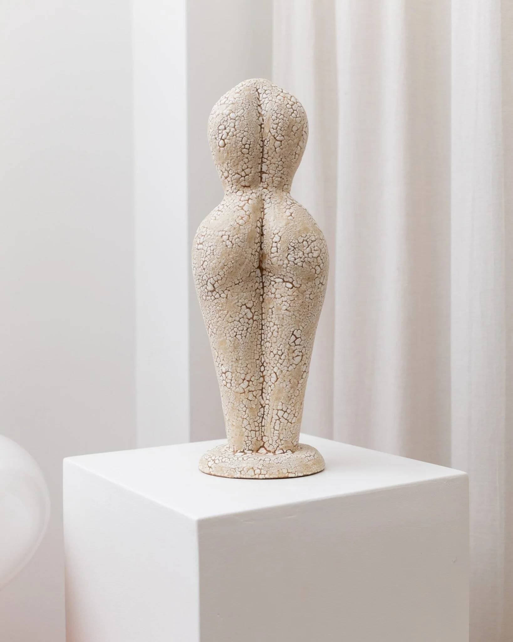 Beige Ceramic Fat Lava Statue – Abstract Mid-Century Modern Sculpture (2000s)