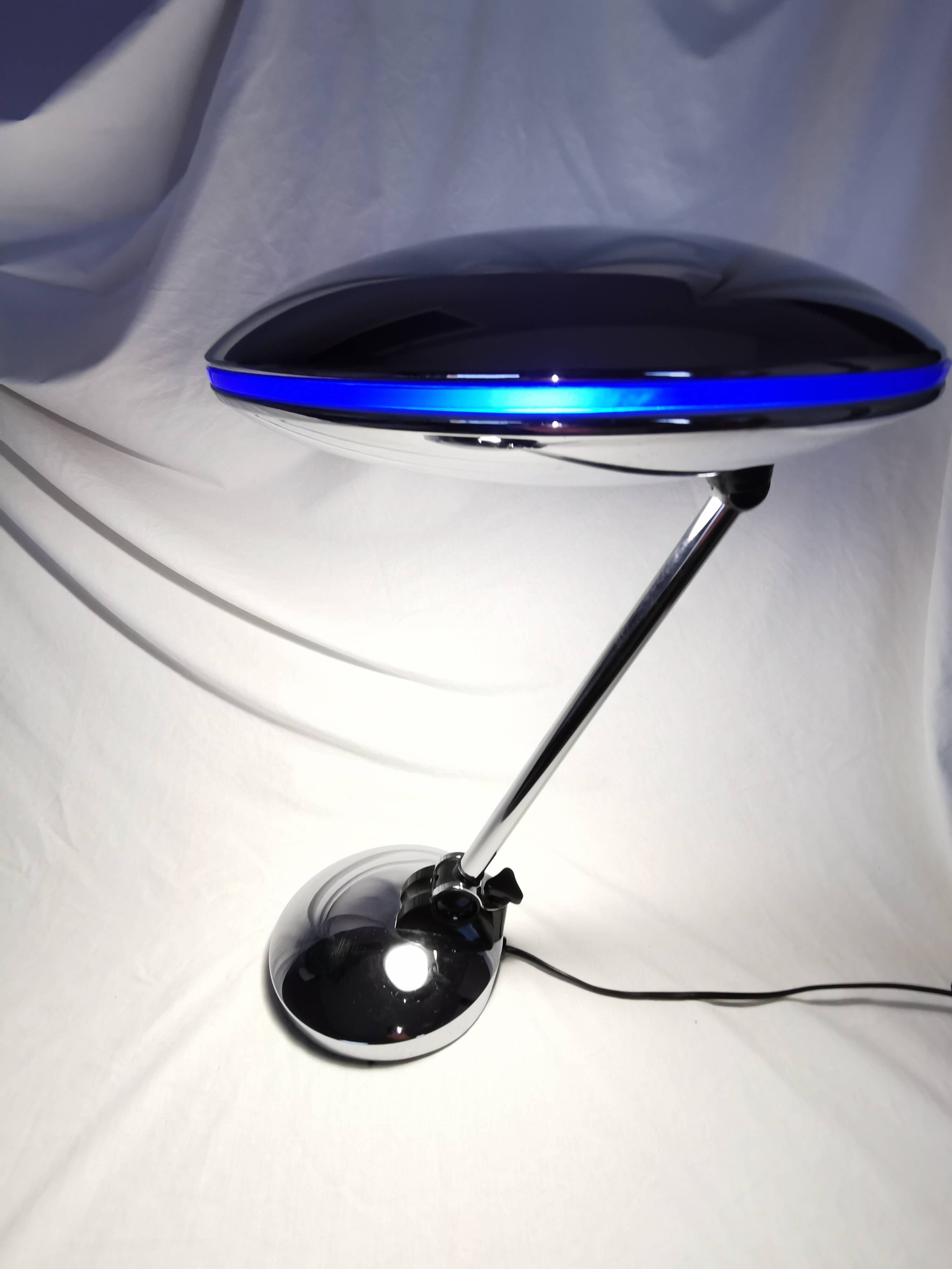 Adjustable chrome metal UFO lamp, space age, UFO, Aluminor, France, 1980.