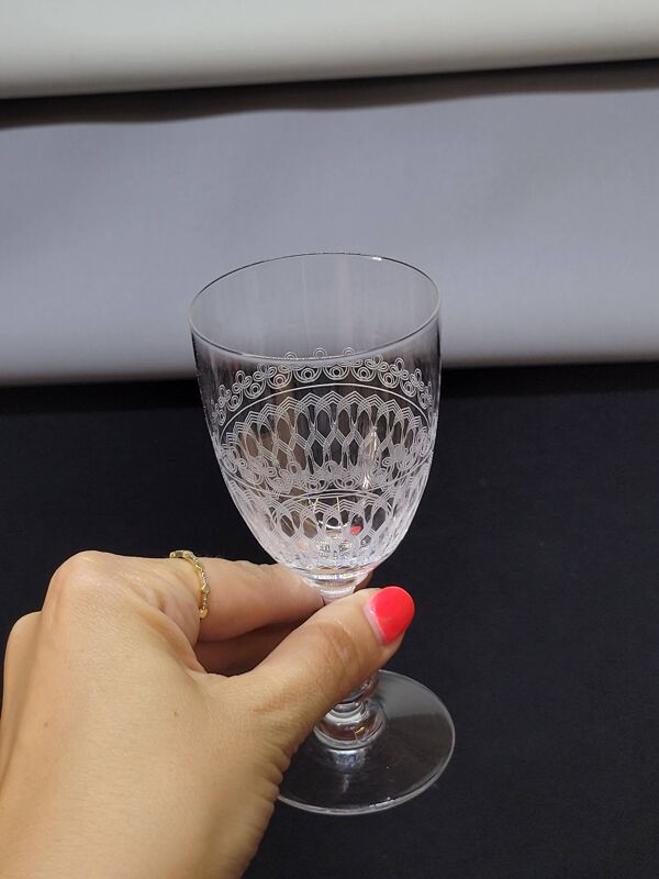 6 Anciens Verres A Vin / Porto En Cristal De Baccarat Gravé