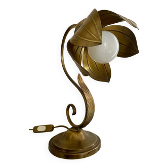 Brass flower lamp