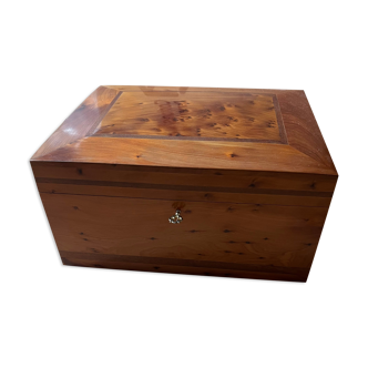 Storage box