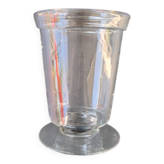 Vase sur pied